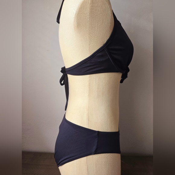 Guess black bikini M/34C - Picture 3 of 7